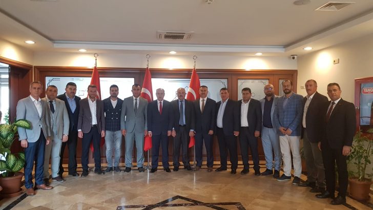 Başkanımız Sayın Baki ÇELEN Yeni Yönetim Kurulu Üyeleri ile Etimesgut İlçe Kaymakamı Sayın İzzet SEVGİLİ’yi ziyaret ettiler