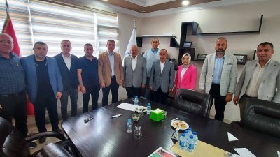AKP Etimesgut İlçe Başkanı Sn Halil HOTAMAN ve İlçe Yönetimi Derneğimizi ziyaret ettiler