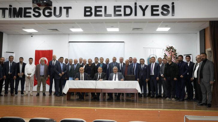 Etimesgut İnşaat Müteahhitleri Derneği 10. Genel Kurul sonrasında Başkan Baki ÇELEN’i yeniden Başkan olarak seçti.