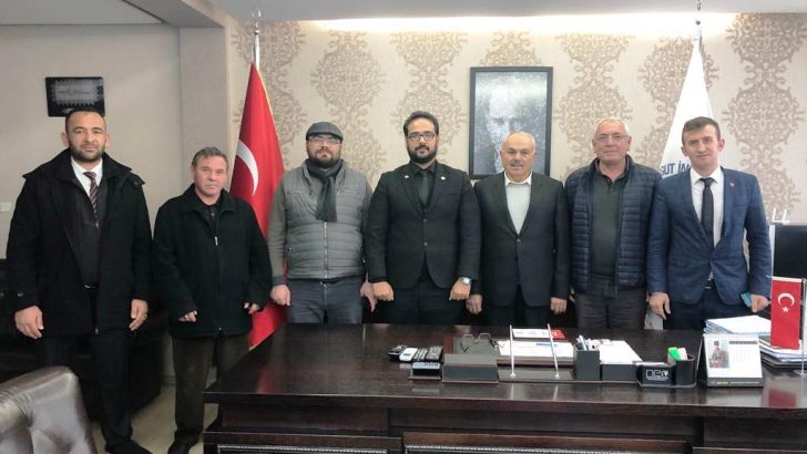 Yeniden Refah Partisi Etimesgut İlçe Başkanı Sayın Yasin Burak ARSLAN ve Yönetimi Derneğimizi ziyaret ettiler.