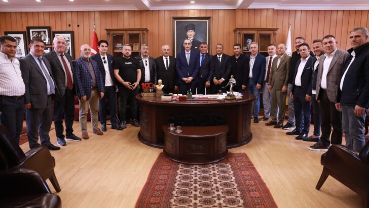 EİMDER Başkanı ve Yönetimi Olarak Etimesgut Belediye Başkanı Sayın Erdal BEŞİKÇİOĞLU’na Hayırlı Olsun Ziyaretine Gittik; Tebrik ve Başarı Dileklerimizi İlettik.